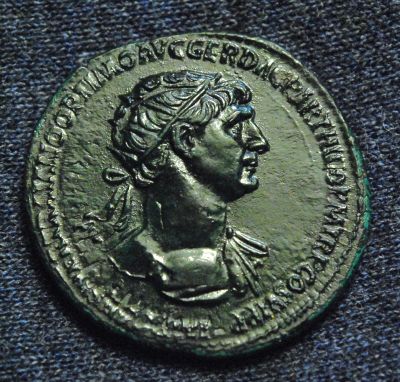 Running-Thread!-Let's-See-Some-Ancient-And-Medieval-Eye-Candy!